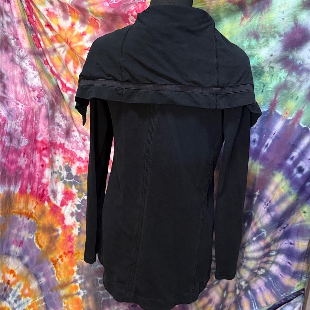 LULULEMON METHOD WRAP JACKET🖤 - image 4